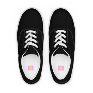 Women’s lace-up canvas shoes