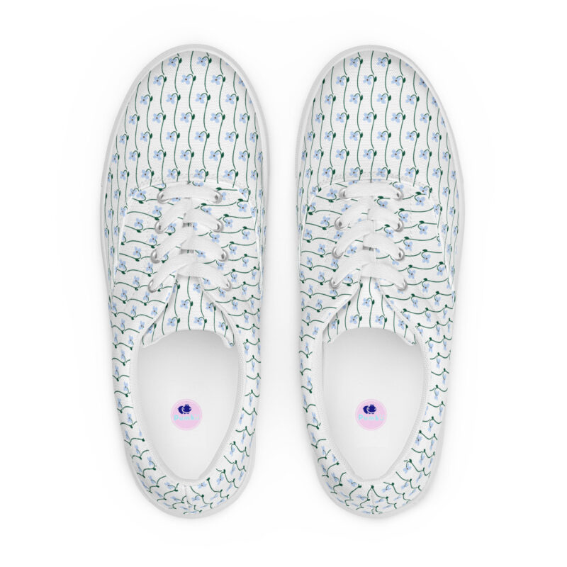 Women’s lace-up canvas shoes